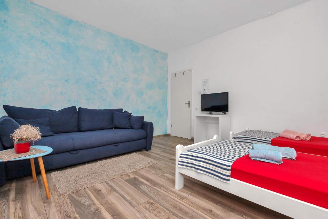 Apartments Vele Makarska Exterior foto